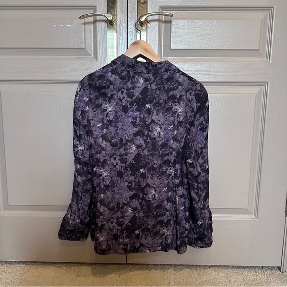 Great condition Aritzia blazer - Picture 3 of 4